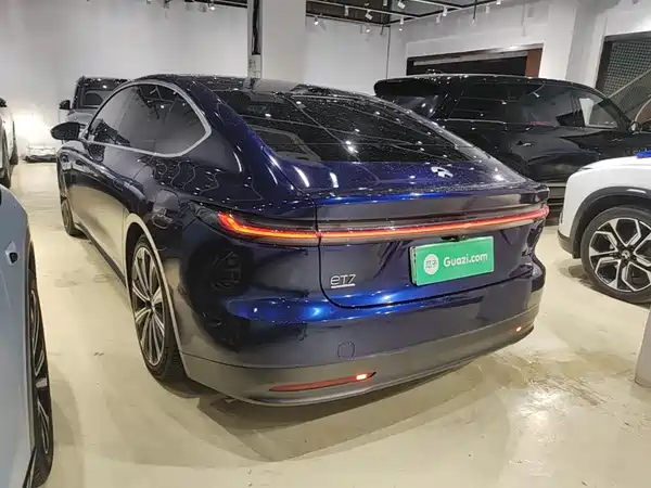 NIO ET7 2025