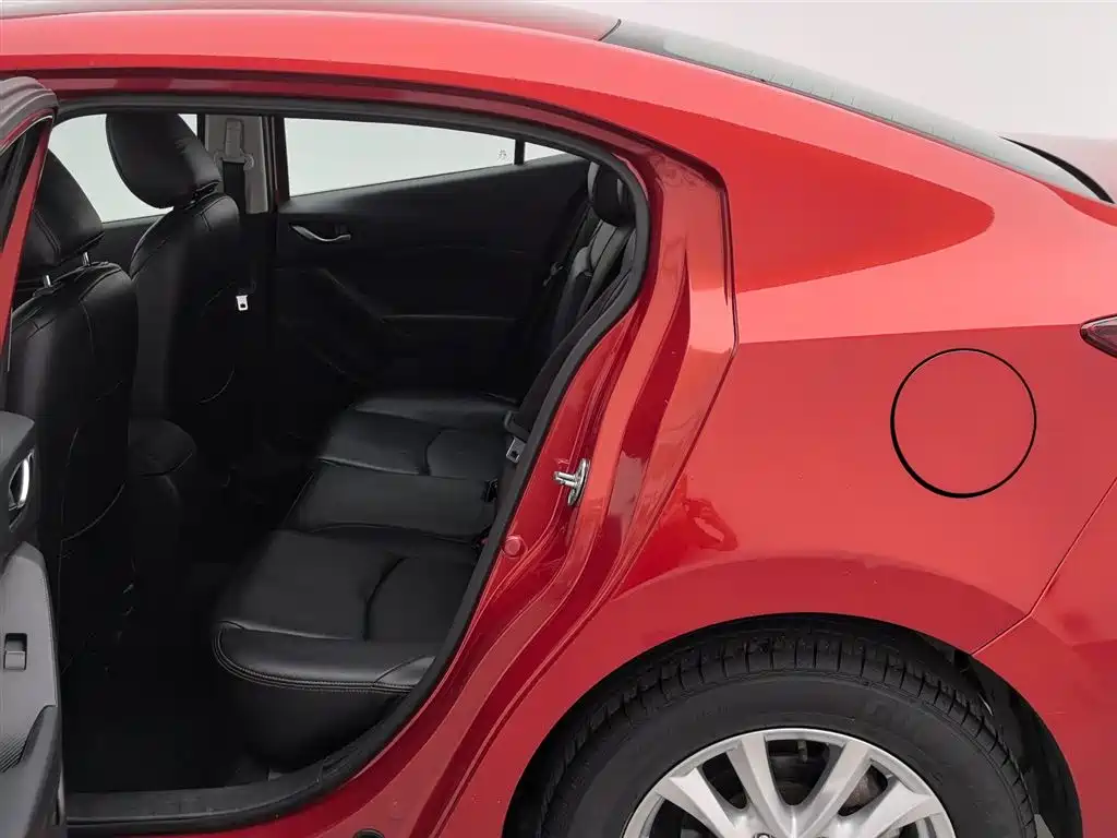 Mazda 3 Axela 2015 — фото 15