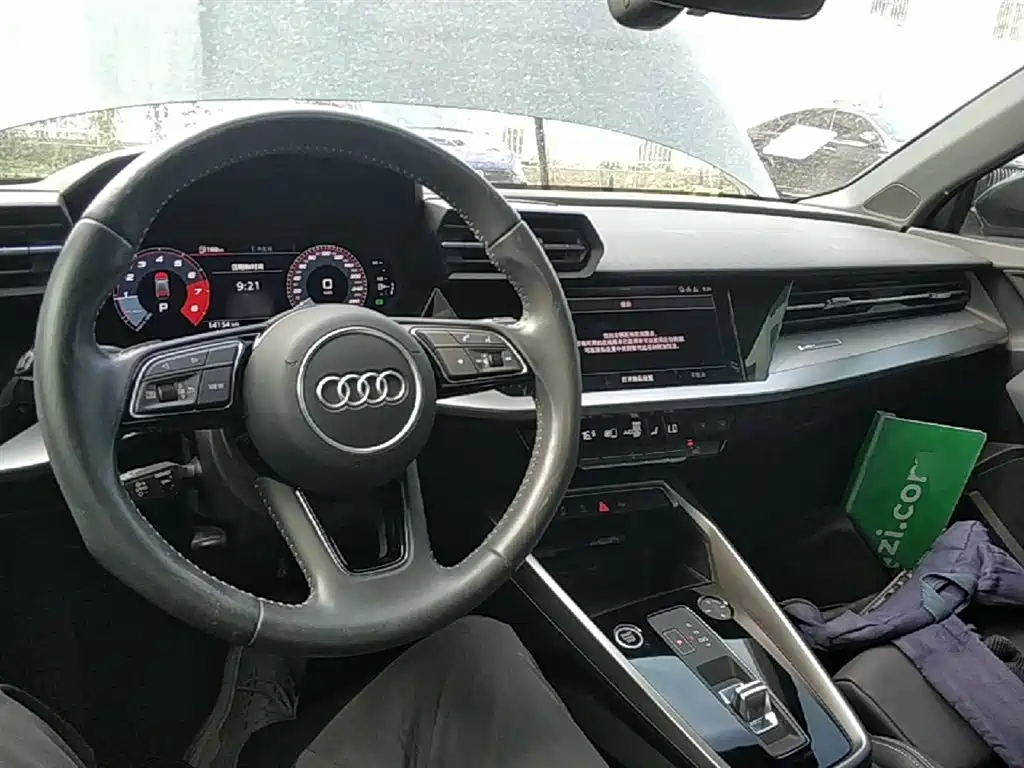 Audi A3 2022 — фото 10