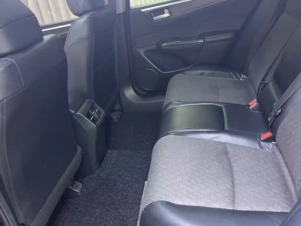 Honda Jade 2018 — фото 12