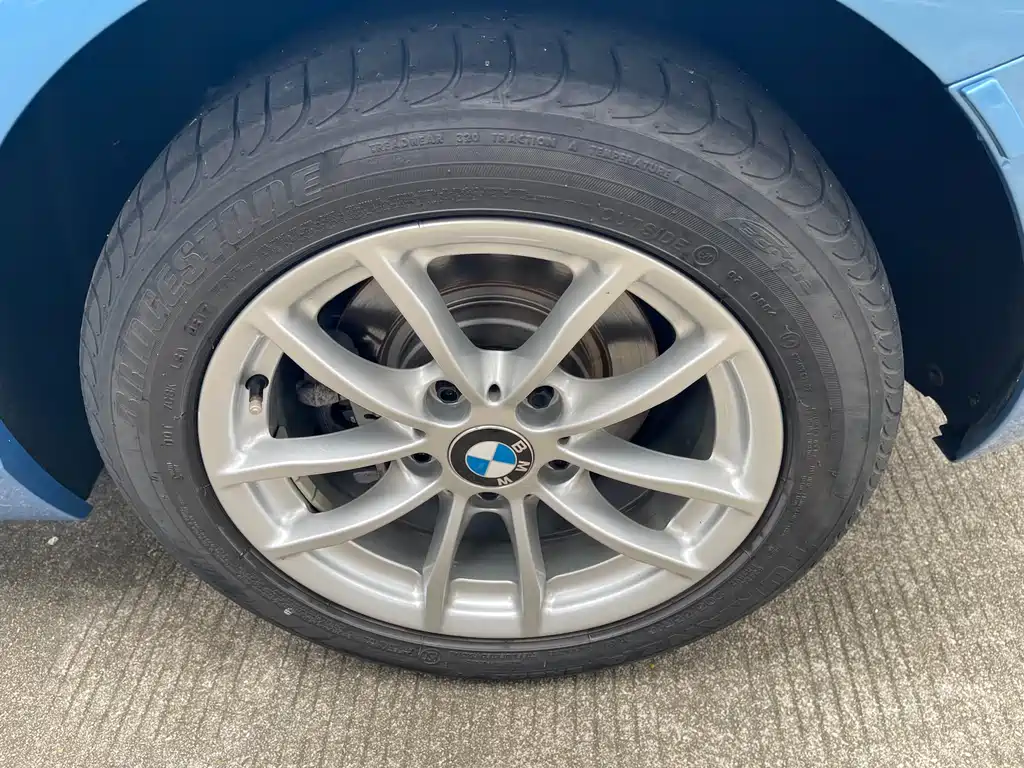 BMW 1 Series 2019 — фото 9