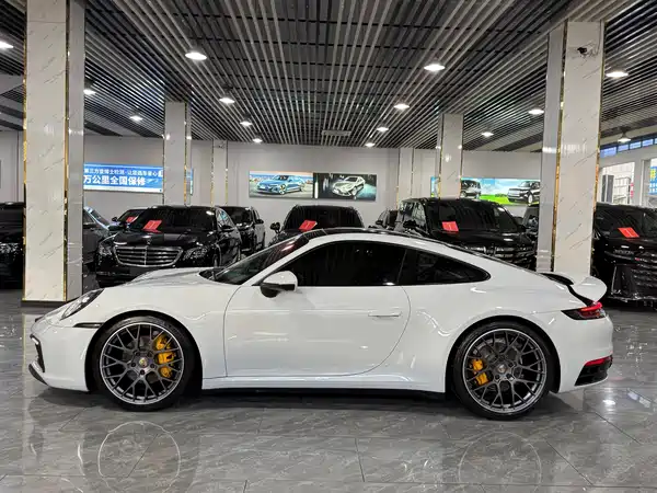 Porsche 911 2022