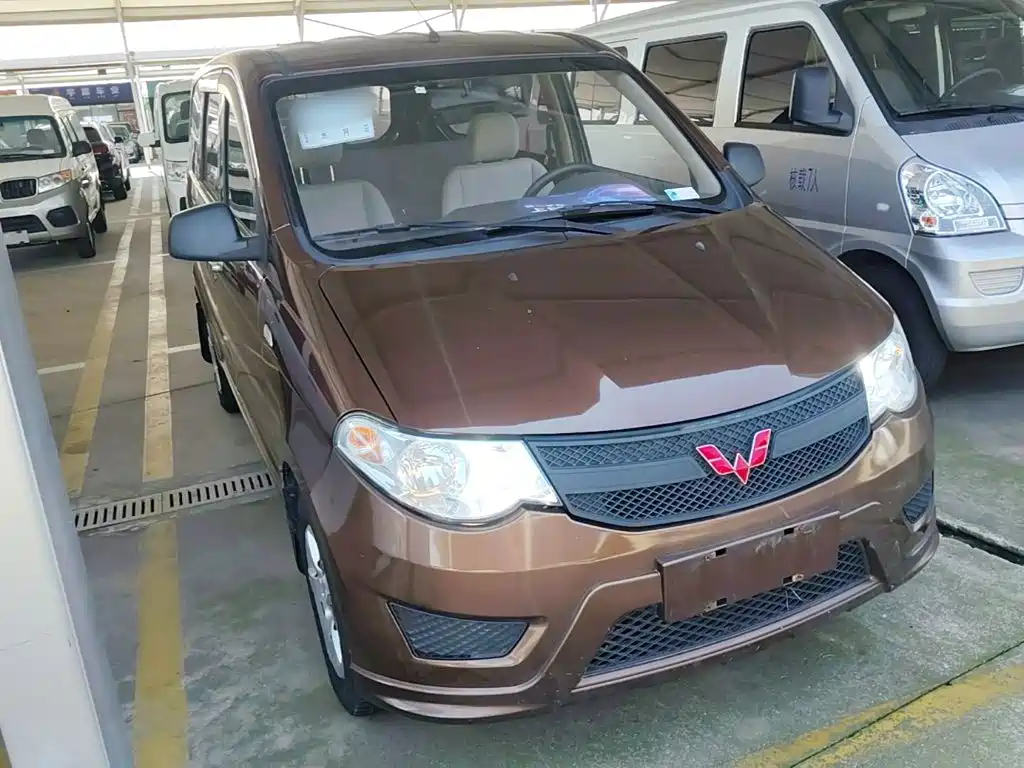 Wuling Hongguang 2019