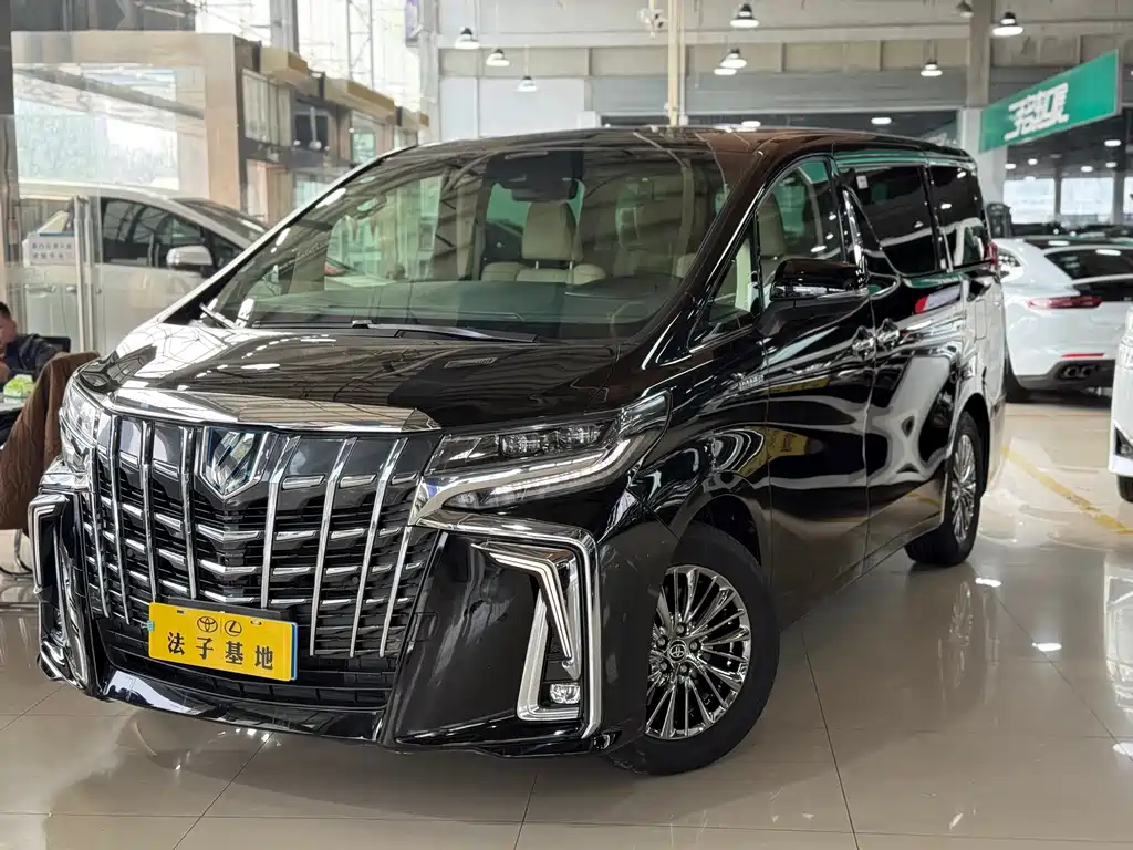 Toyota Alphard 2020 — фото 1