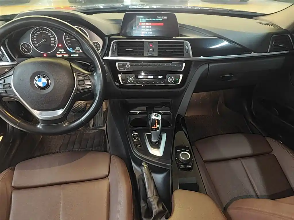 BMW 3 Series 2017 — фото 14