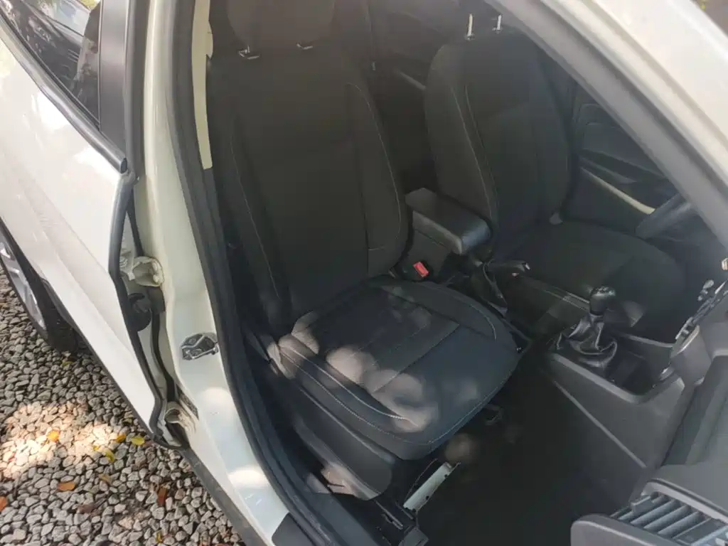 Ford EcoSport 2019 — фото 25