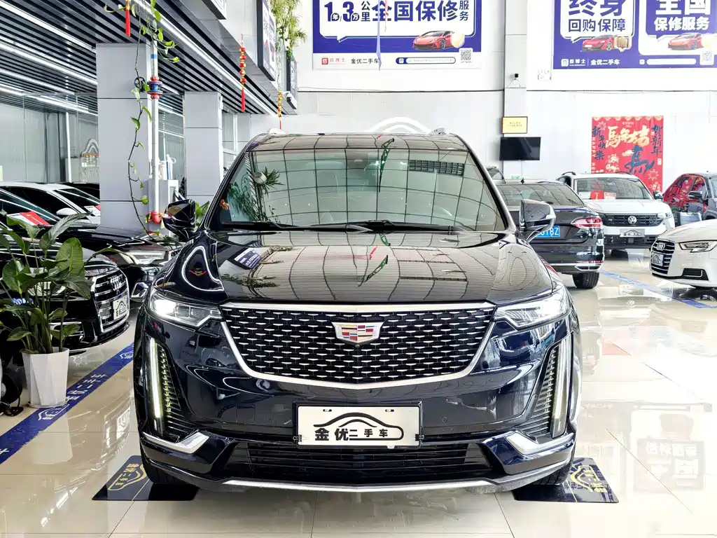 Cadillac XT6 2021 — фото 2