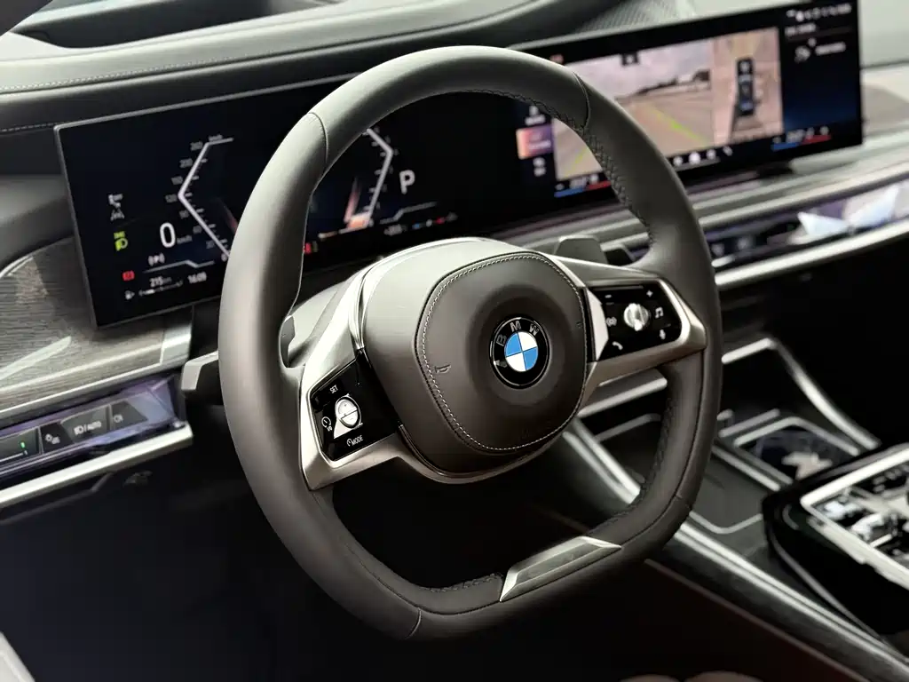 BMW 7 Series 2024 — фото 13
