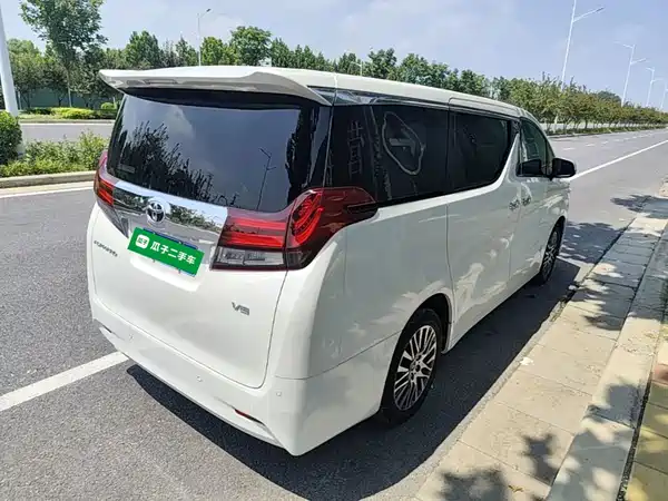Toyota Alphard 2017