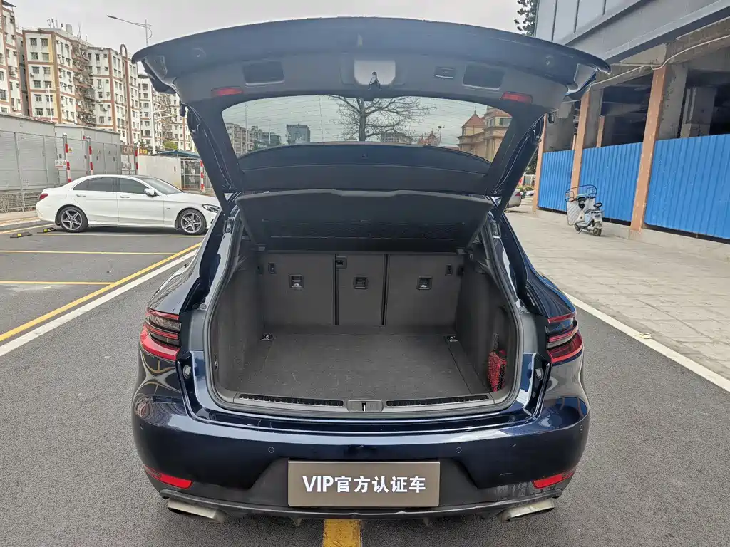 Porsche Macan 2018 — фото 15
