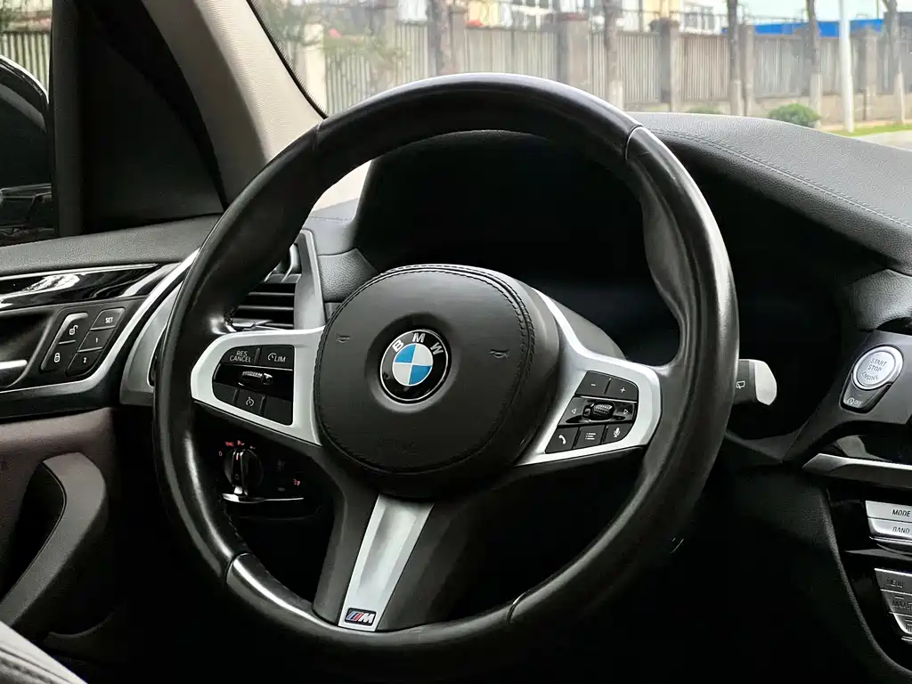 BMW X3 2021 — фото 19