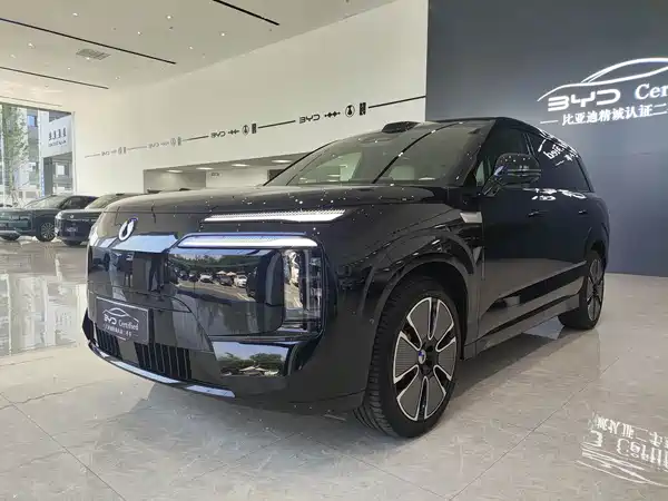 Denza N8L 2025