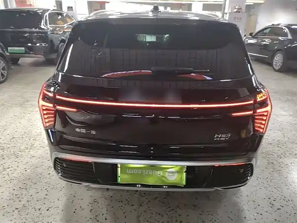 Hongqi HS3 PHEV 2024