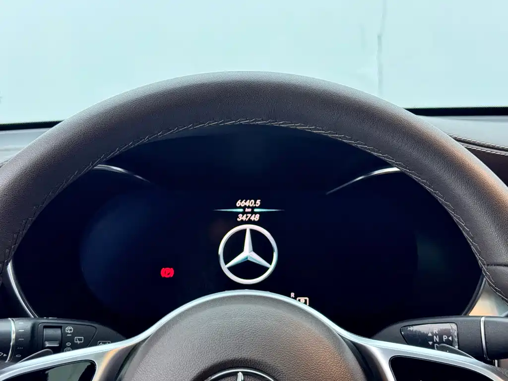 Mercedes-Benz GLC 2021 — фото 11