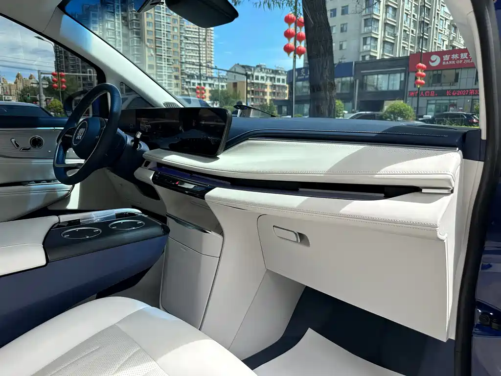 Buick GL8 Hybrid 2025 — фото 20