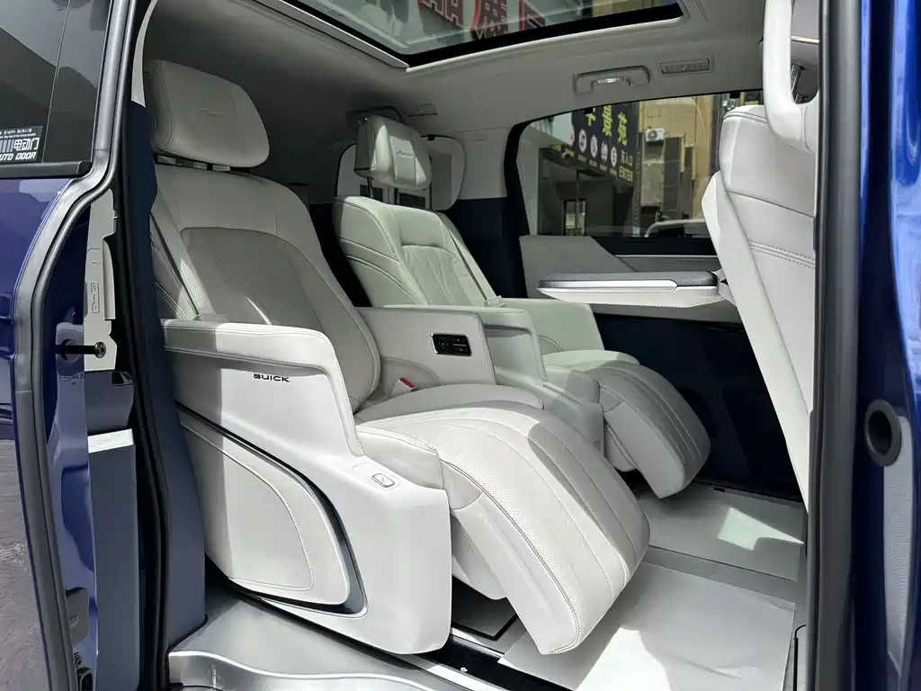 Buick GL8 Hybrid 2025 — фото 24