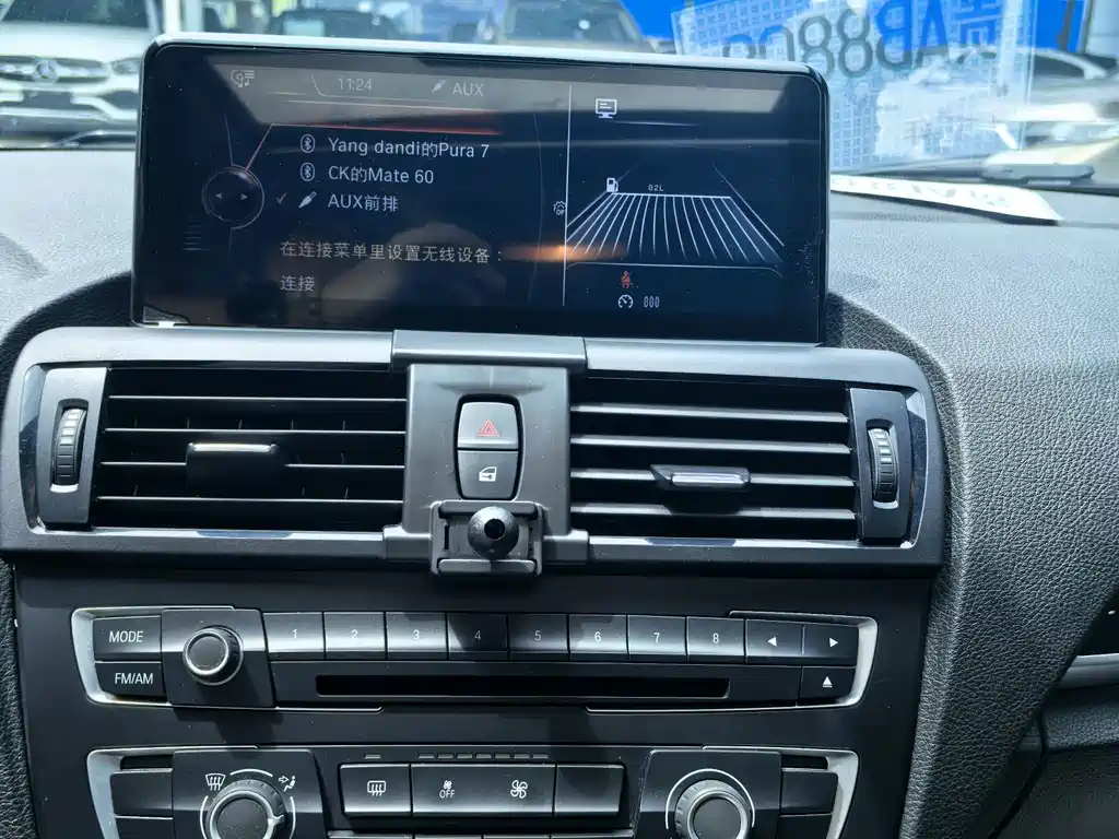 BMW 1 Series 2014 — фото 13