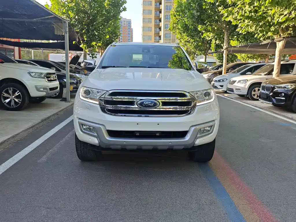 Ford Everest 2015 — фото 2