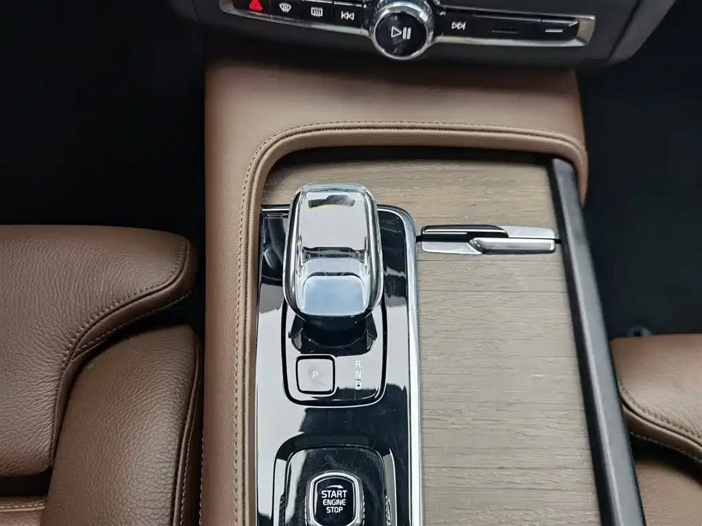 Volvo S90 2024 — фото 13