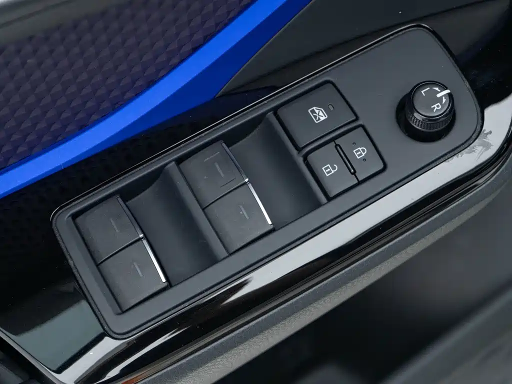 Toyota IZOA 2021 — фото 14