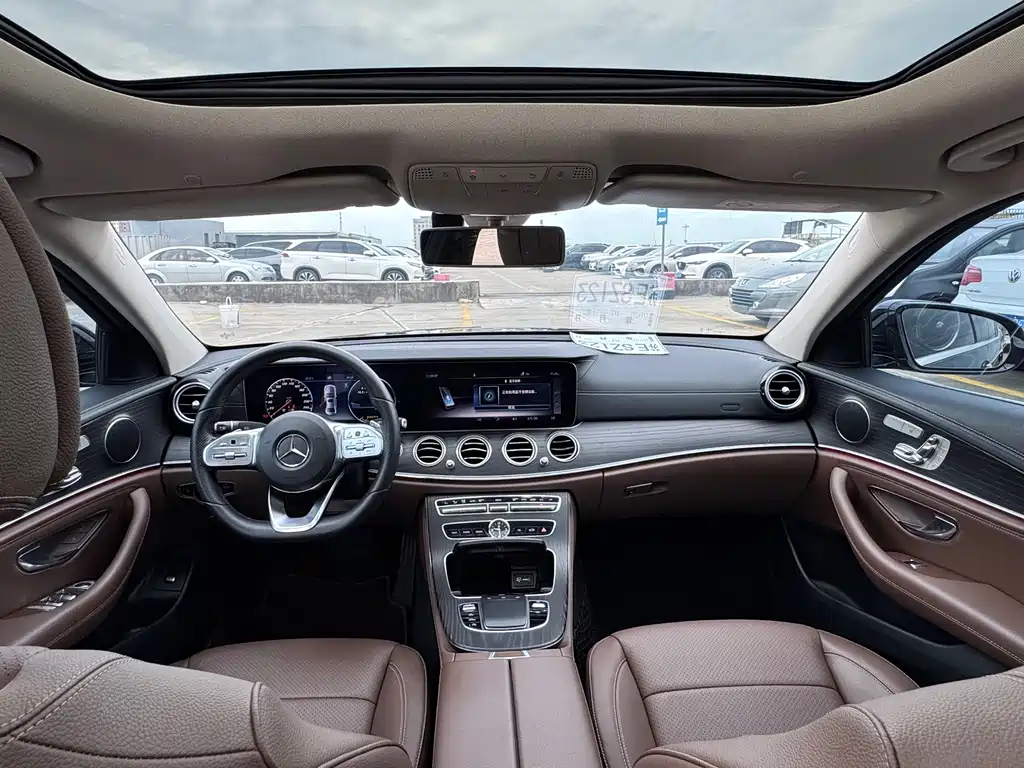 Mercedes-Benz E-Class 2019 — фото 10
