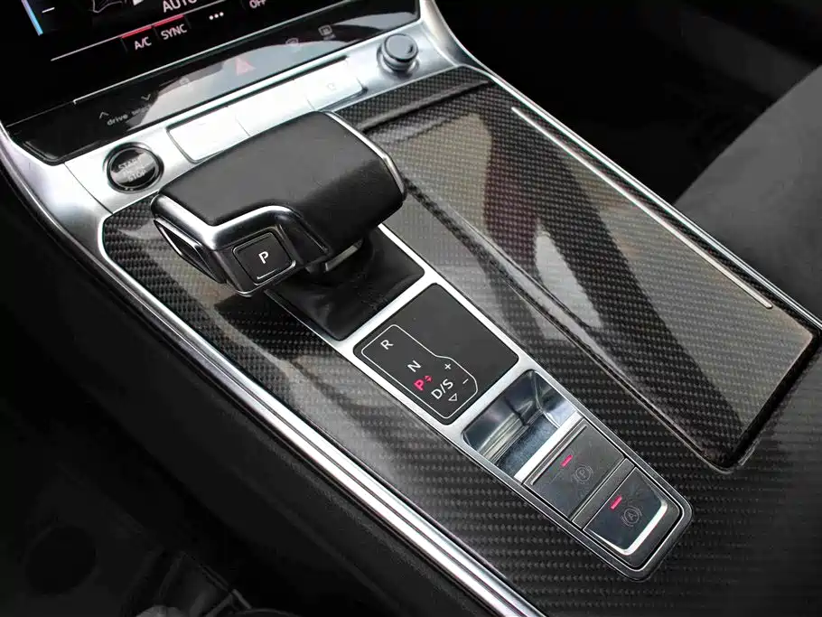 Audi A6L 2023 — фото 16