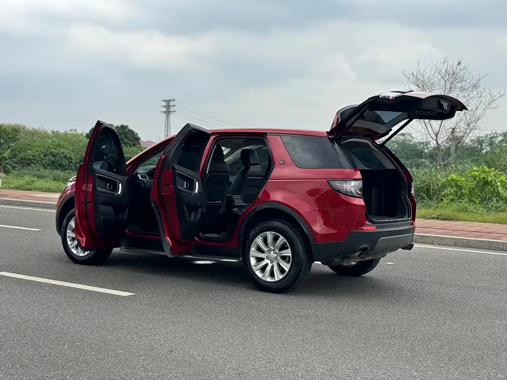 Land Rover Discovery Sport 2017 — фото 29