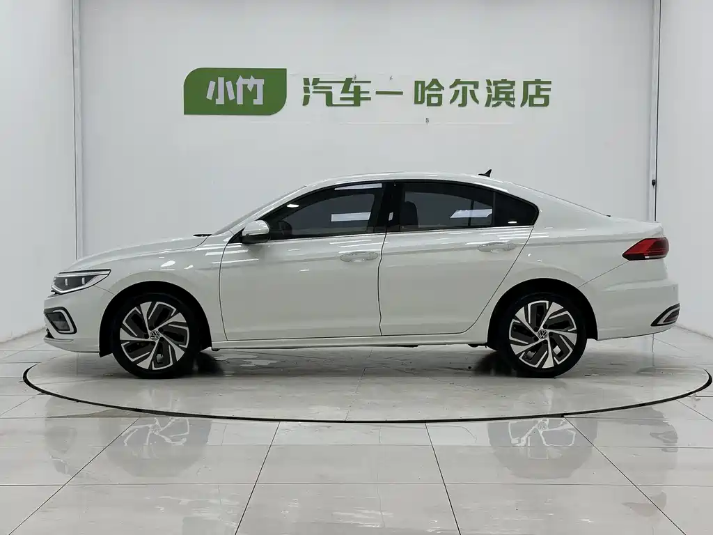 Volkswagen Bora 2022