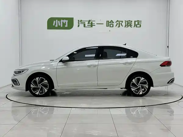 Volkswagen Bora 2022