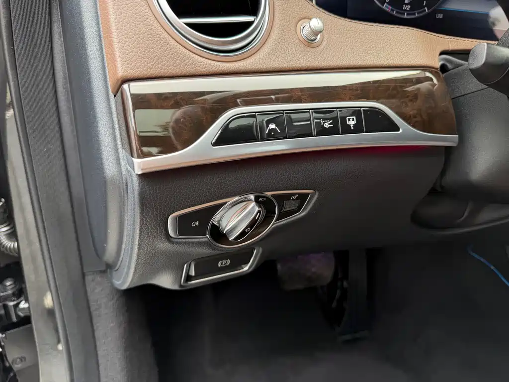 Mercedes-Benz S-Class 2018 — фото 16