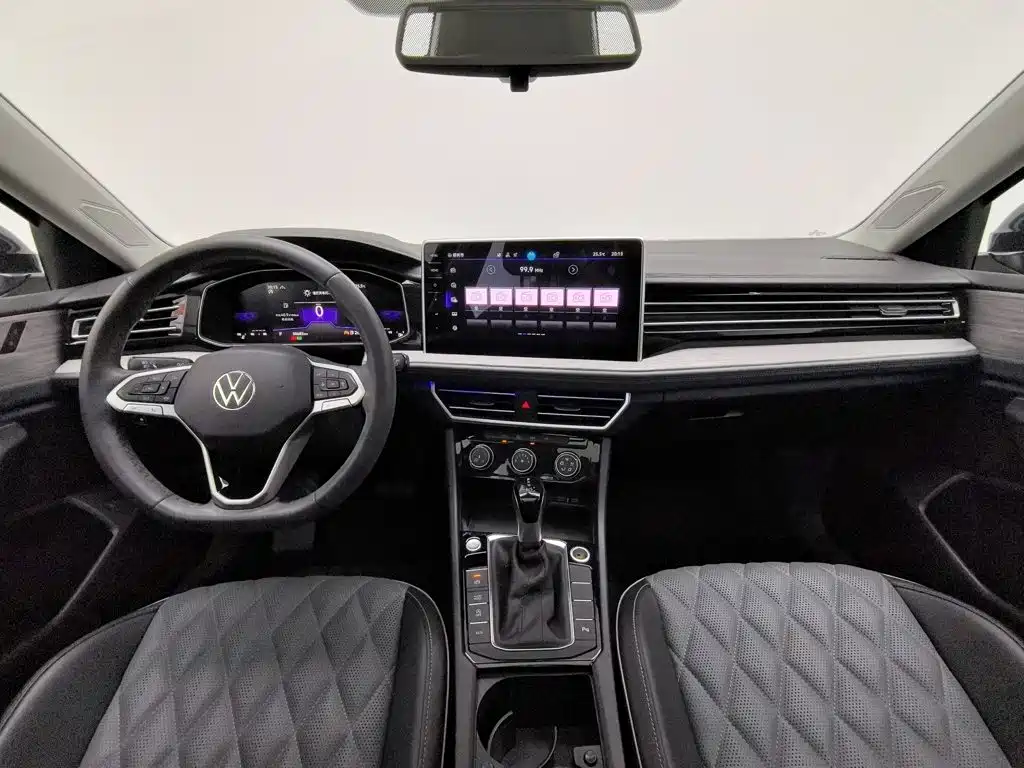 Volkswagen Sagitar 2023