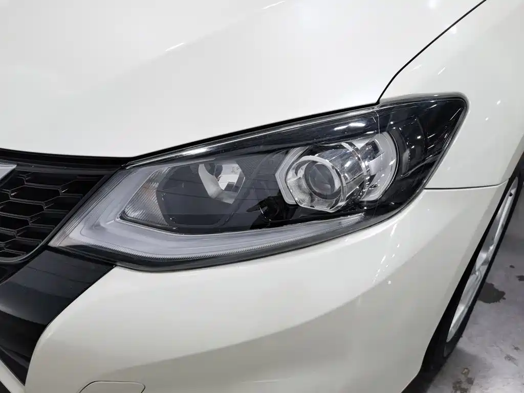 Nissan Tiida 2021