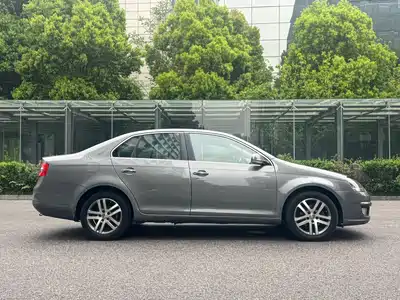 Volkswagen Sagitar 2011