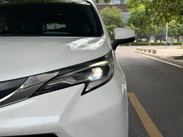 Toyota Sienna 2023