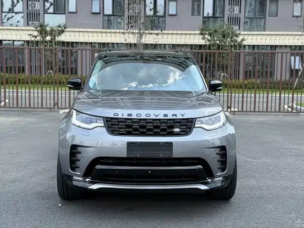 Land Rover Discovery 2021