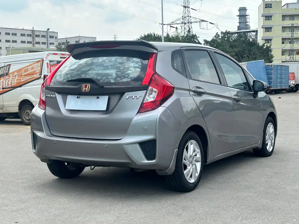 Honda Fit 2015 — фото 8