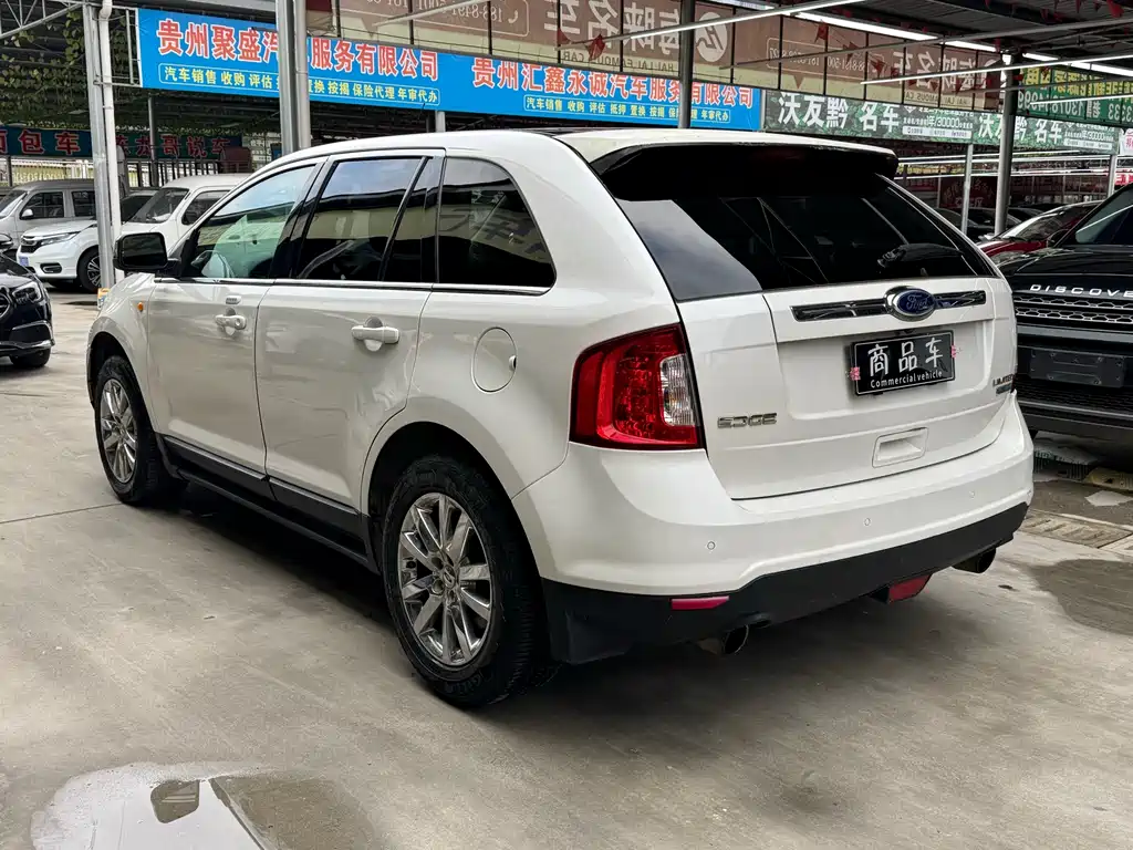 Ford Edge 2013 — фото 16