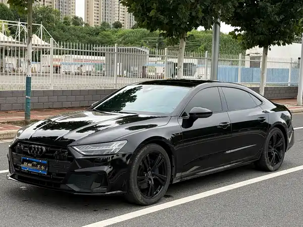 Audi A7L 2023