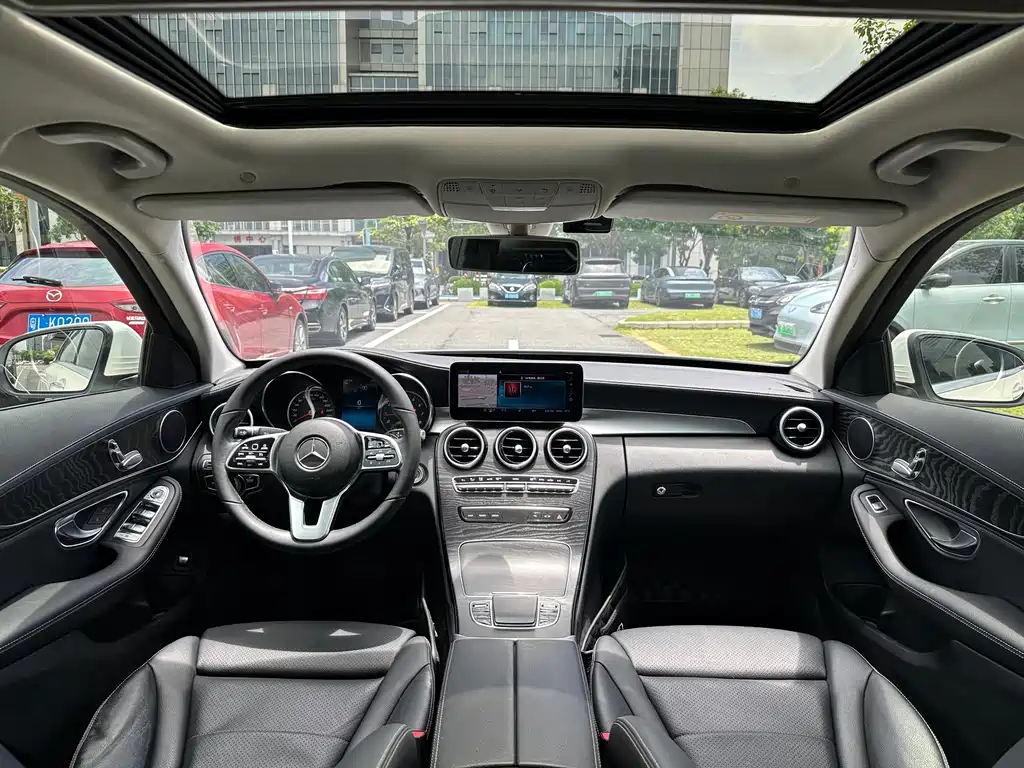 Mercedes-Benz C-Class 2019