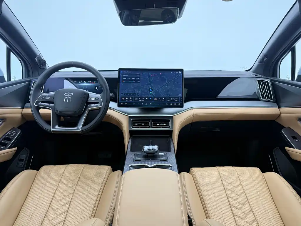 BYD Song L DM-i 2024 — фото 7