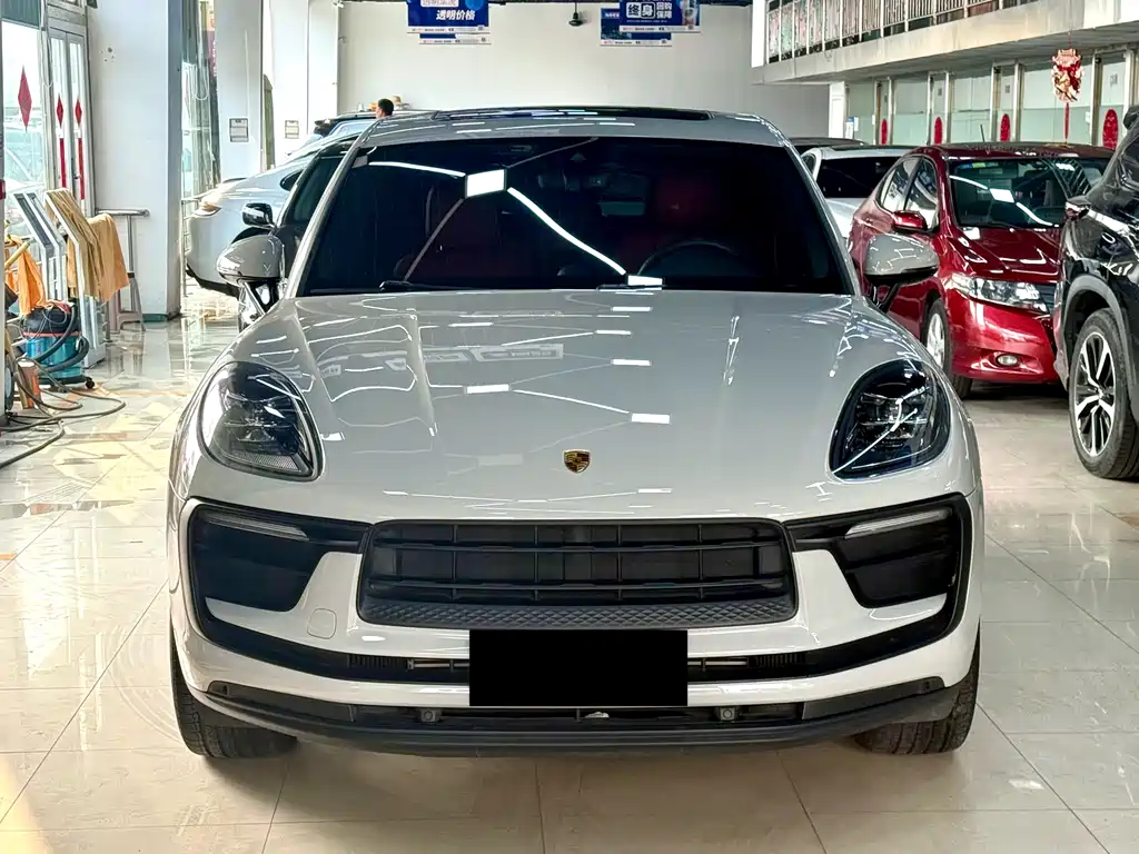 Porsche Macan 2023 — фото 2