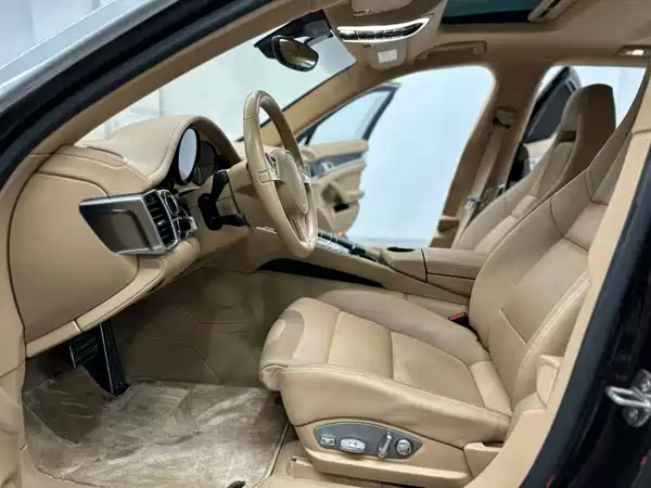 Porsche Panamera 2014