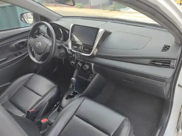 Toyota Yaris L 2019