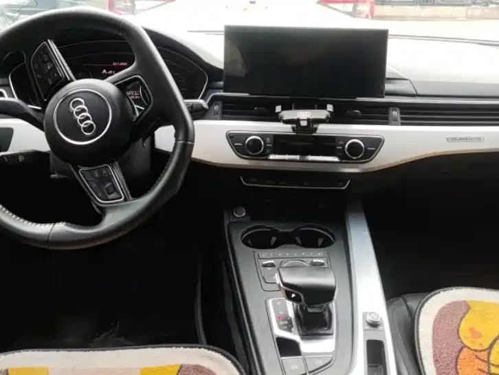 Audi A4L 2019
