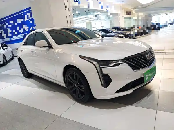 Cadillac CT4 2024
