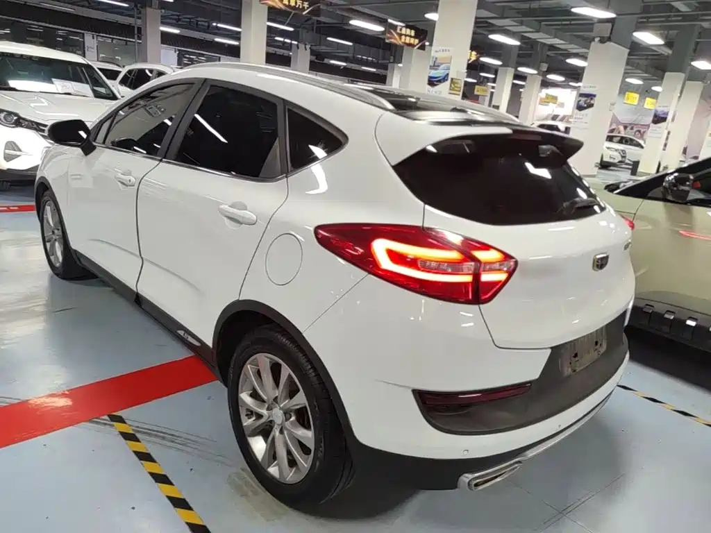 Geely Emgrand GS 2018 — фото 5