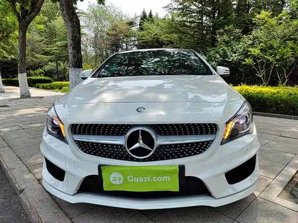 Mercedes-Benz CLA 2015