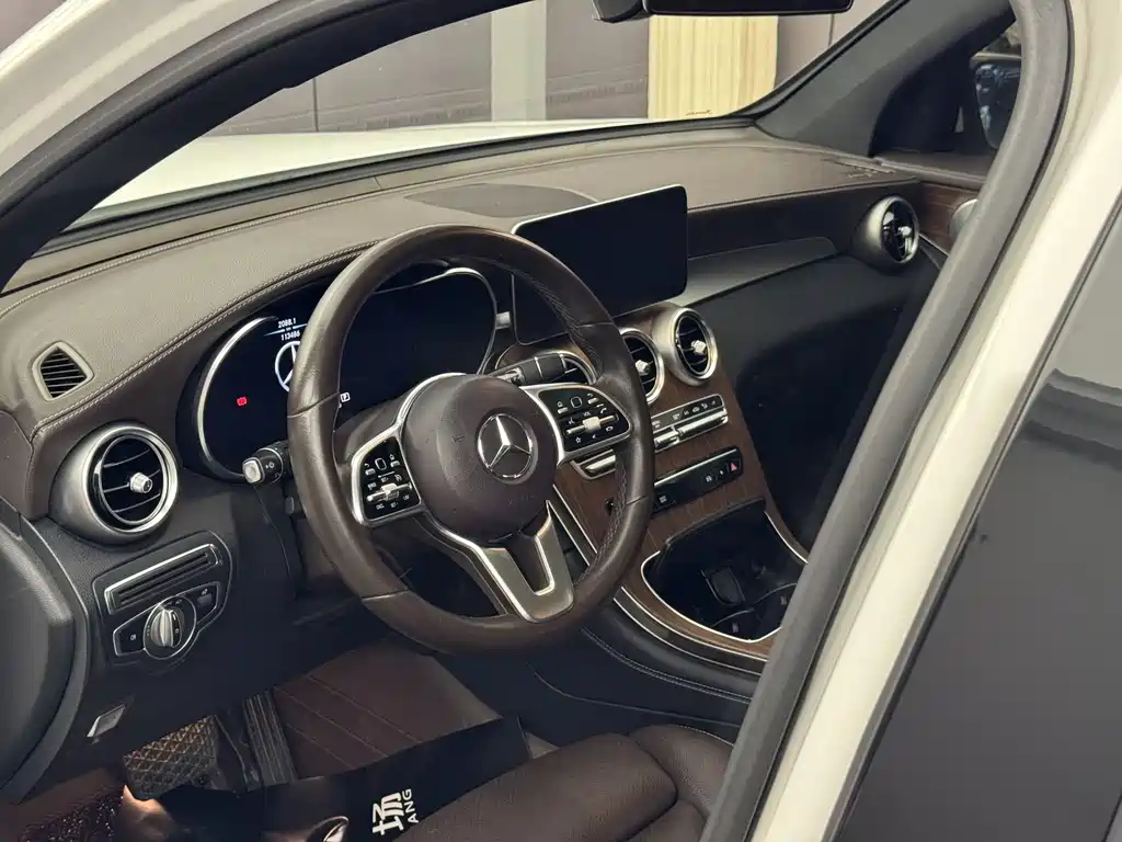 Mercedes-Benz GLC 2019