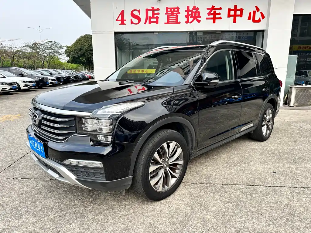 GAC Motor Trumpchi GS8 2017 — фото 1