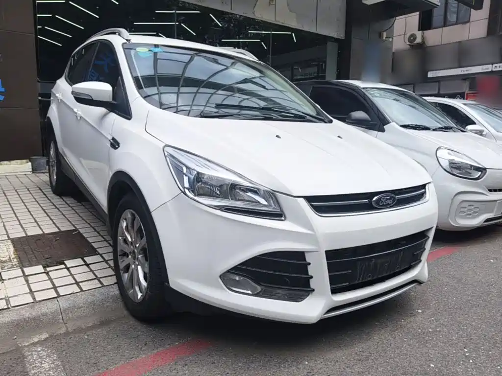 Ford Kuga 2015